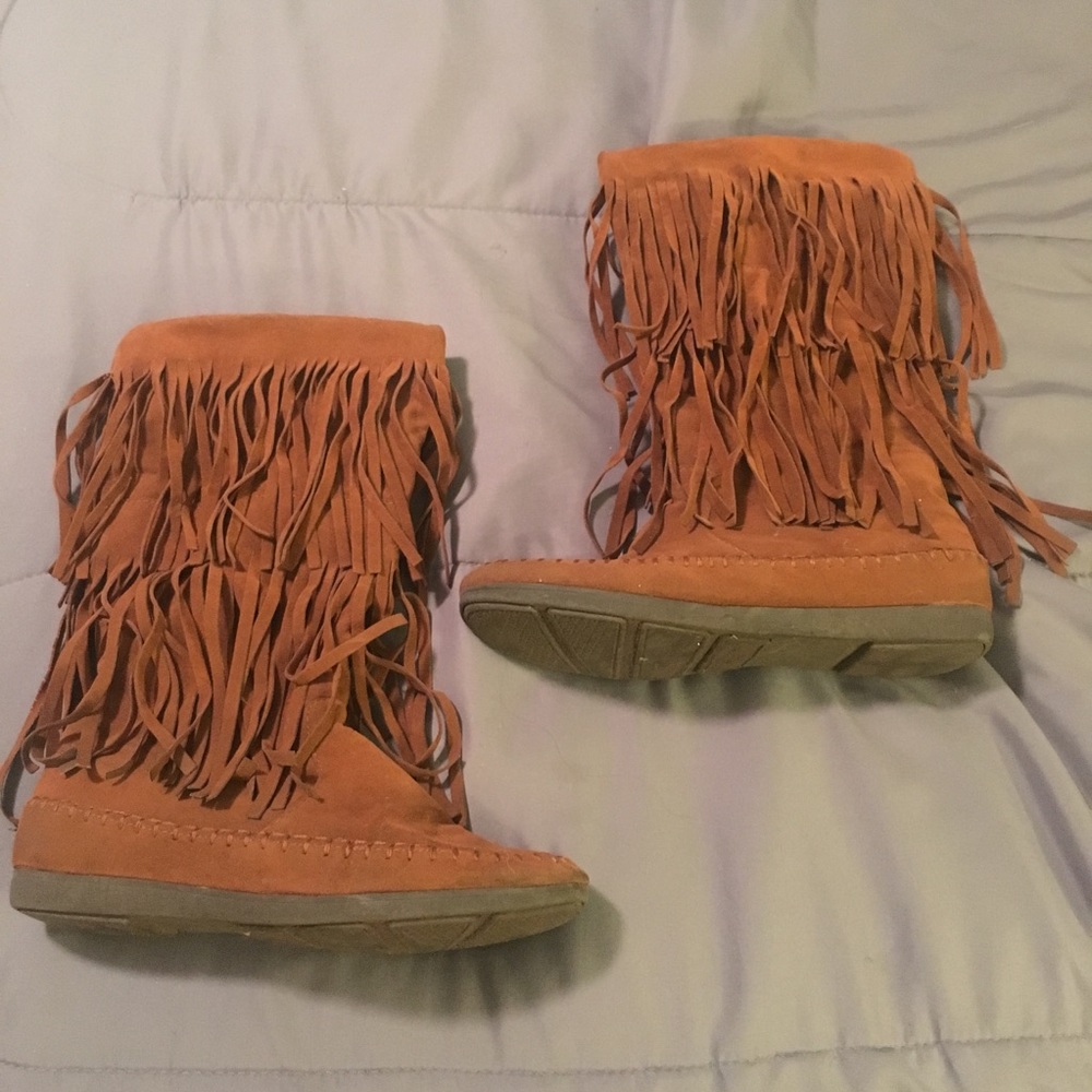 Minnetonka Fringe Boots